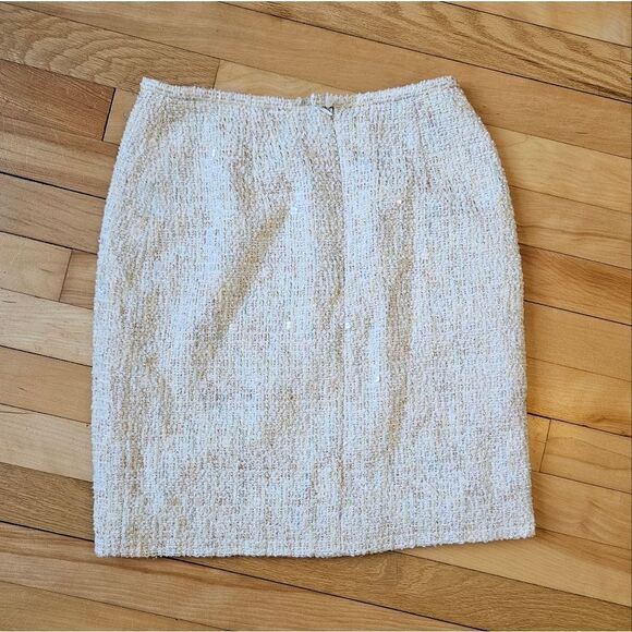 Vintage Voire Nom White Tweed Skirt with Sequins - Picture 5 of 7